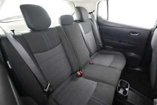 2024 Nissan LEAF — photo 4 of 23