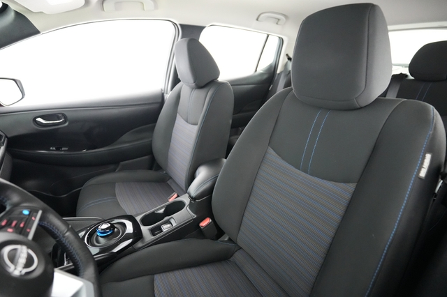 2024 Nissan LEAF