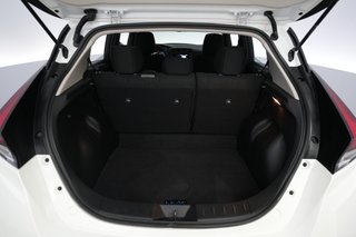 2024 Nissan LEAF — photo 6 of 24