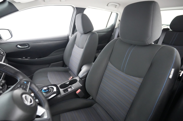 2024 Nissan LEAF