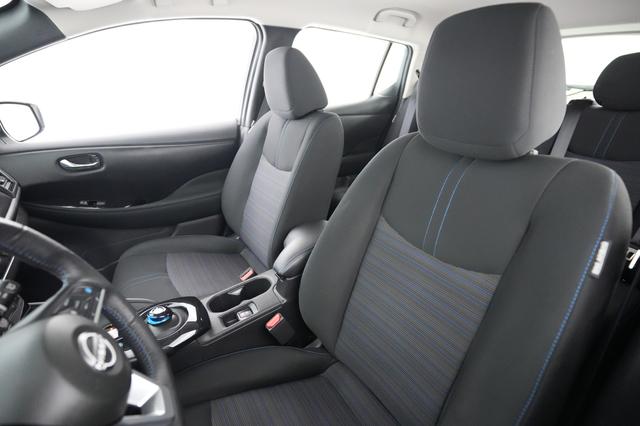 2024 Nissan LEAF