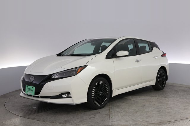 2024 Nissan LEAF — VIN 1N4CZ1CV5RC553731