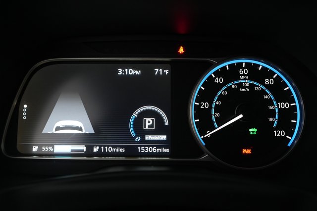 2024 Nissan LEAF — photo 5 of 24