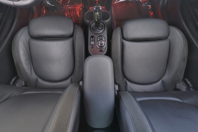 2024 MINI Cooper SE
