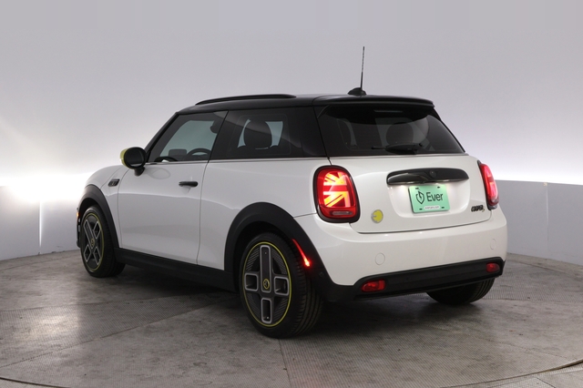 2024 MINI Cooper SE