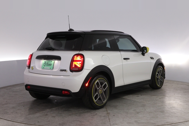 2024 MINI Cooper SE