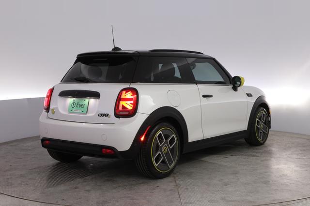2024 MINI Cooper SE
