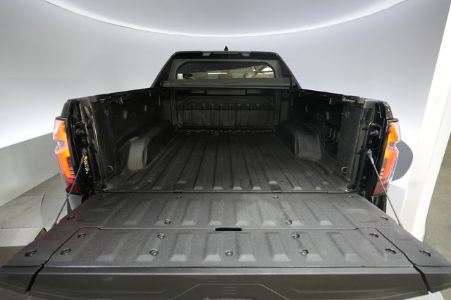 2025 Chevrolet Silverado EV — photo 6 of 16