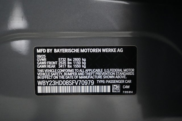 2025 BMW i4 — photo 23 of 23