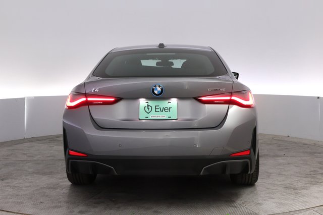 2025 BMW i4 — photo 12 of 23