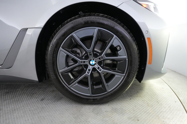 2025 BMW i4
