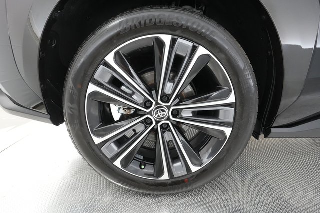 2023 Toyota bZ4X — photo 16 of 30