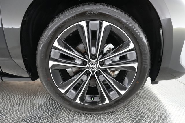 2023 Toyota bZ4X — photo 15 of 30