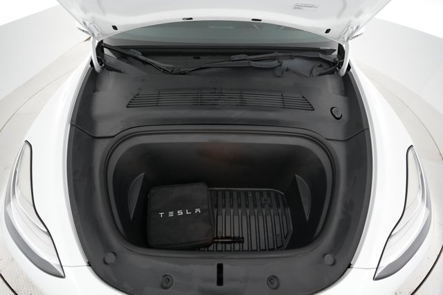 2022 Tesla Model Y — photo 21 of 22
