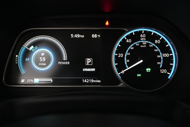 2024 Nissan LEAF