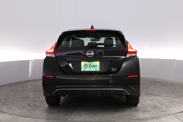 2024 Nissan LEAF