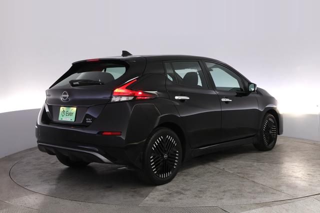 2024 Nissan LEAF