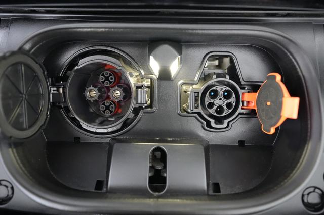 2024 Nissan LEAF