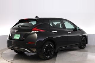 2024 Nissan LEAF — photo 2 of 28