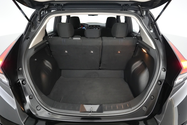 2024 Nissan LEAF