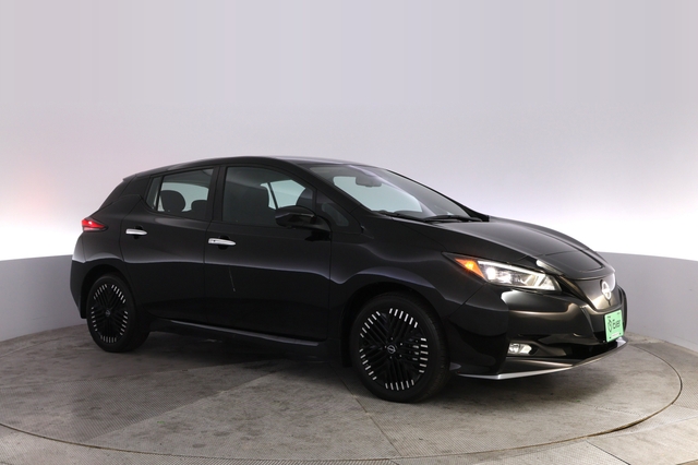2024 Nissan LEAF