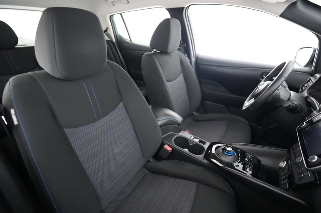 2024 Nissan LEAF