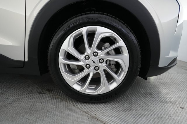 2022 Chevrolet Bolt EUV — photo 16 of 23