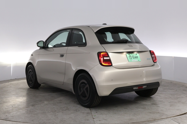 2025 Fiat 500e