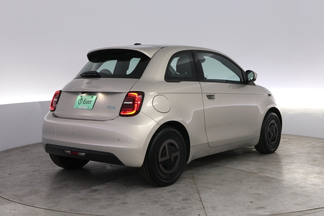 2025 Fiat 500e