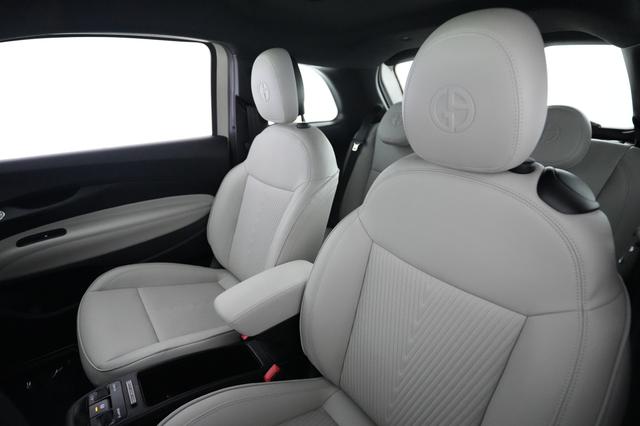 2025 Fiat 500e