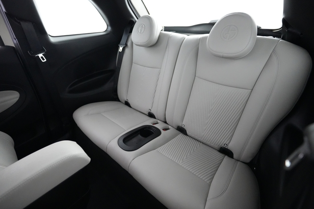 2025 Fiat 500e