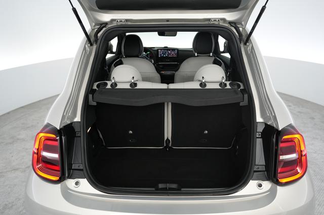 2025 Fiat 500e
