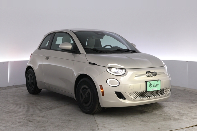2025 Fiat 500e