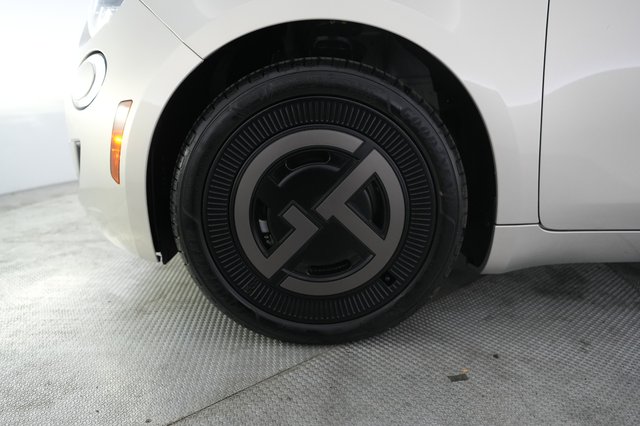 2025 Fiat 500e — photo 15 of 20