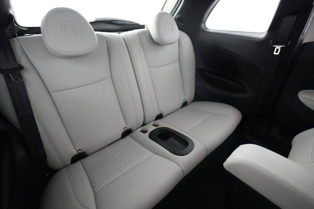 2025 Fiat 500e