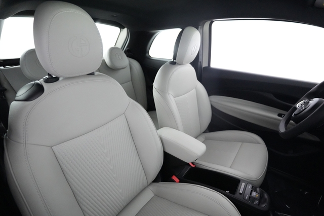 2025 Fiat 500e