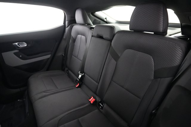 2023 Polestar 2 — photo 19 of 23
