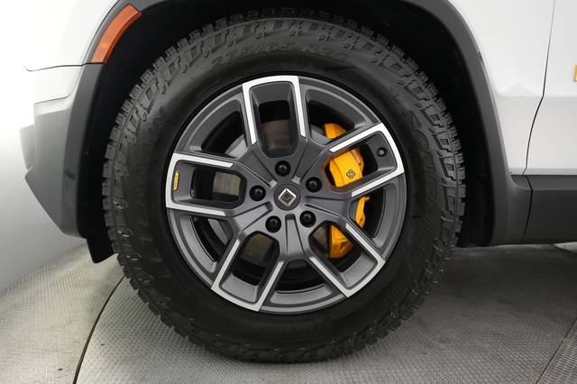2022 Rivian R1T