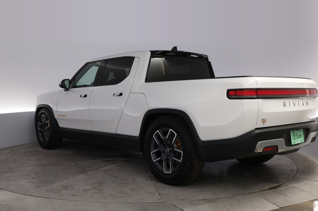 2022 Rivian R1T