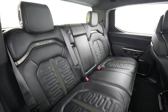 2022 Rivian R1T