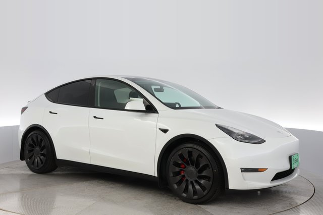 2021 Tesla Model Y — photo 11 of 26