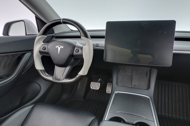 2021 Tesla Model Y — photo 20 of 26
