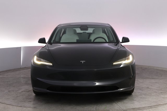 2024 Tesla Model 3 — photo 9 of 24