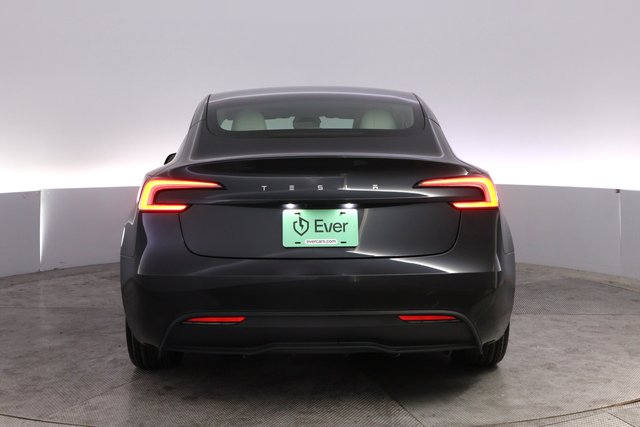 2024 Tesla Model 3 — photo 12 of 24
