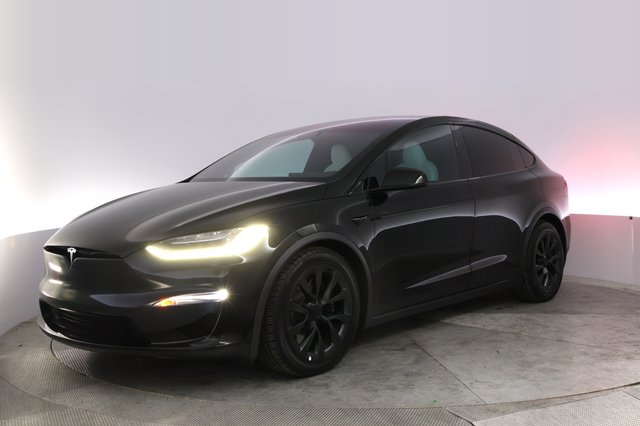 2022 Tesla Model X — VIN 7SAXCBE60NF351100