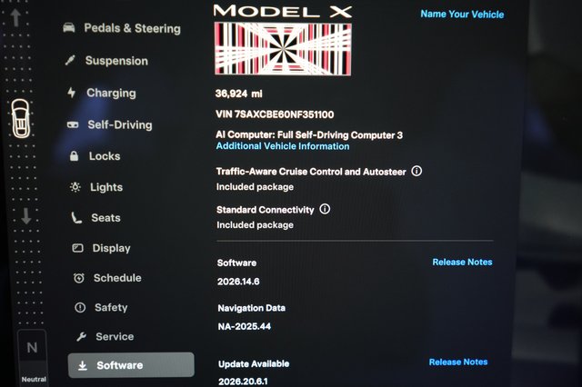 2022 Tesla Model X — photo 5 of 24