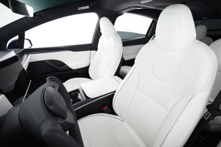 2022 Tesla Model X — photo 3 of 24