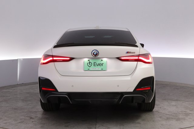 2024 BMW i4 — photo 12 of 23
