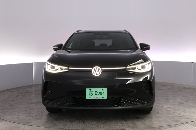2023 Volkswagen ID.4 — photo 9 of 24