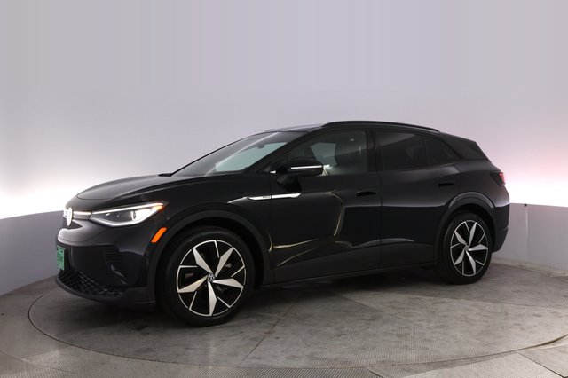 2023 Volkswagen ID.4 — photo 14 of 24